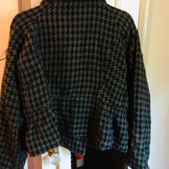 Jacket - Picture 2 of 2